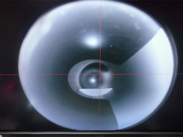 円筒穴内壁を観察する方法06