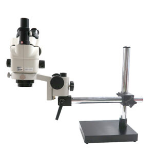 φ76mmの顕微鏡が取付可能